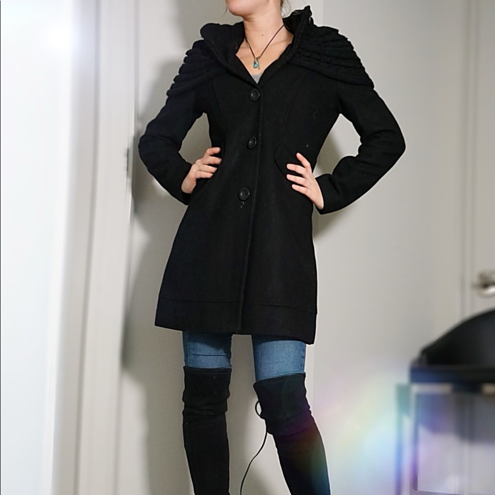Leila Coat - Picture 6 of 6